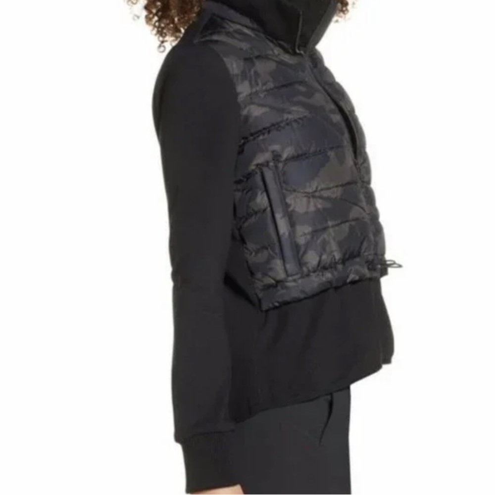 Zella Hybrid Camo Puffer Jacket - Picture 7 of 7
